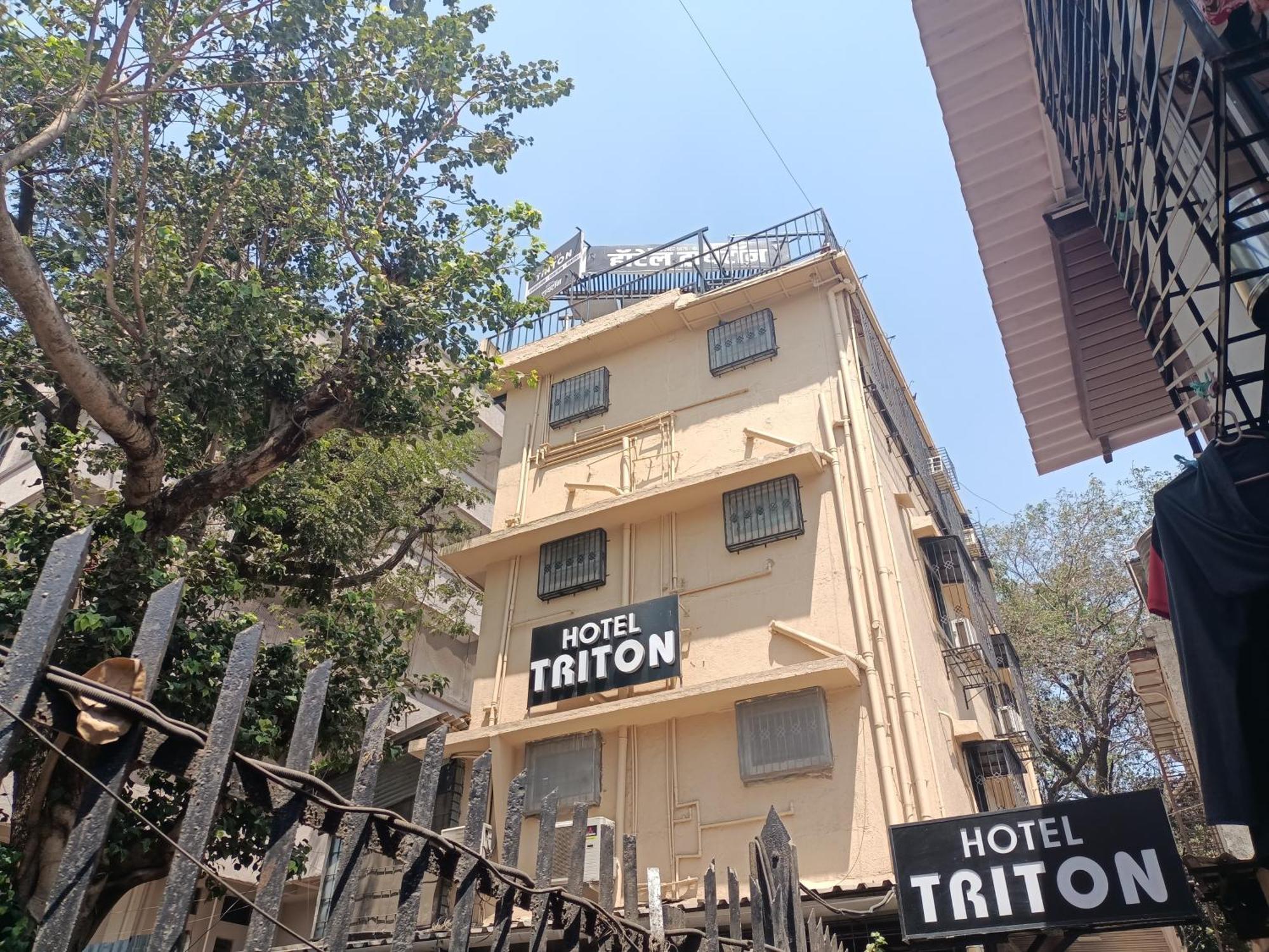 Hotel Triton - Near Us Embassy - Hotel In Sion Mumbai Exterior foto